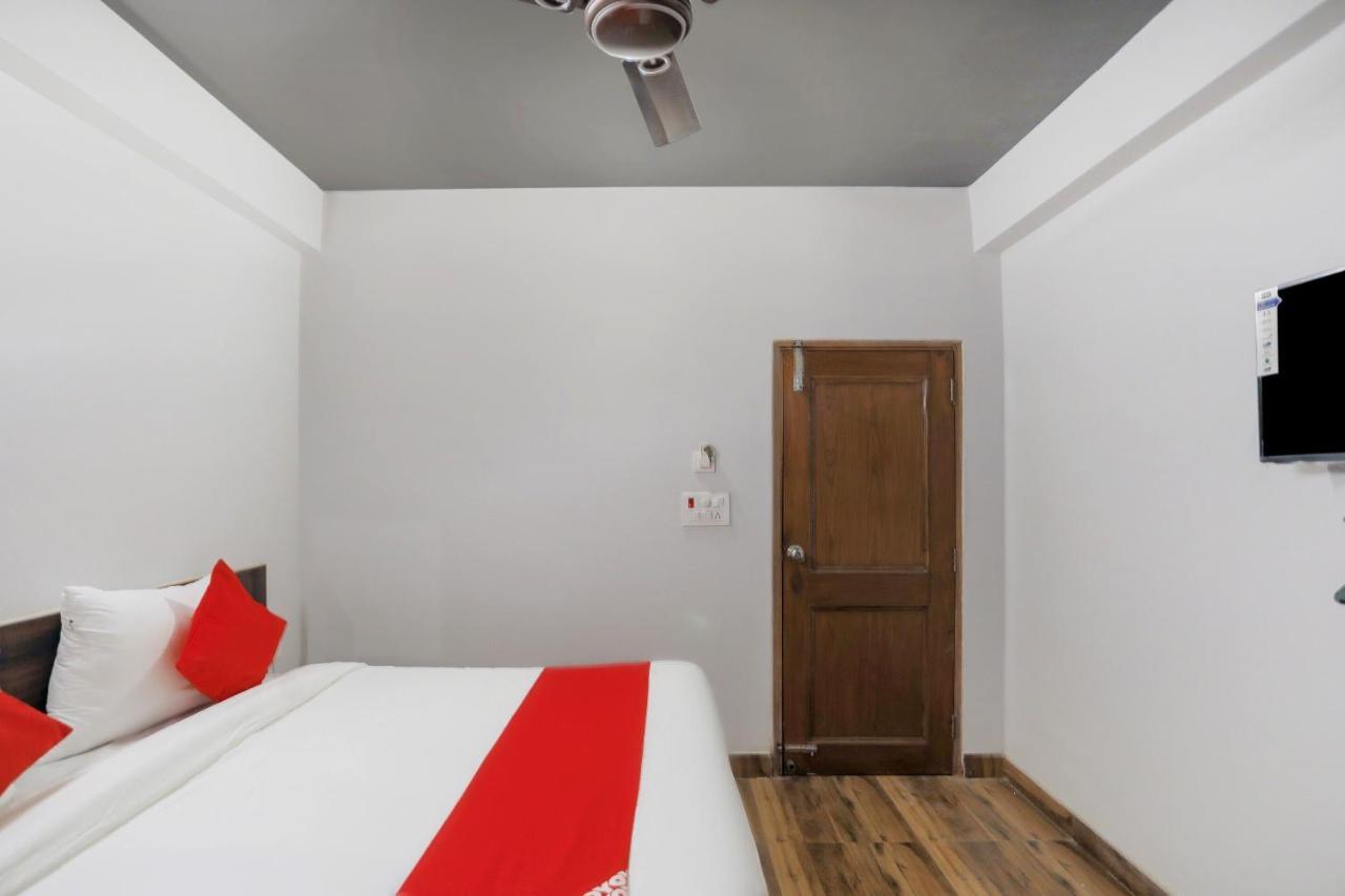 Flagship Hotel Discovery Near Pvr Ansal Plaza Greater Noida Exterior photo